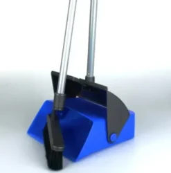 Kehrgarnitur mit langem Stiel