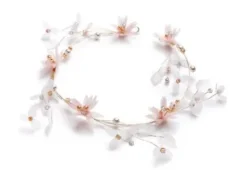 Trisa Celebride Zarte Blüten und Perlen im Boho Style