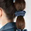 Trisa Fashion Denim Scrunchies mit Perlen